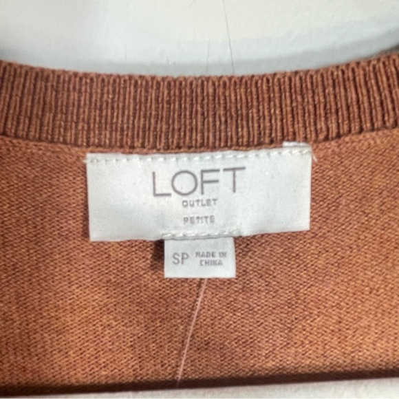 NWT Loft Brown V-Neck Short Sleeve Ribbed Hem Size Women Petite Small Retail $49 - Picture 4 of 6